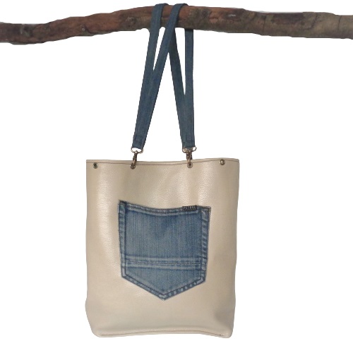 Shopper creme leer en jeans